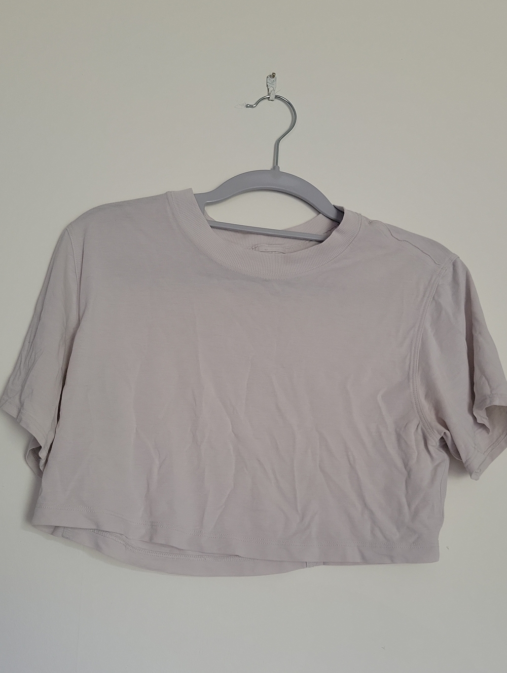 Lululemon Basic Cropped Crewneck Tee - Light Gray